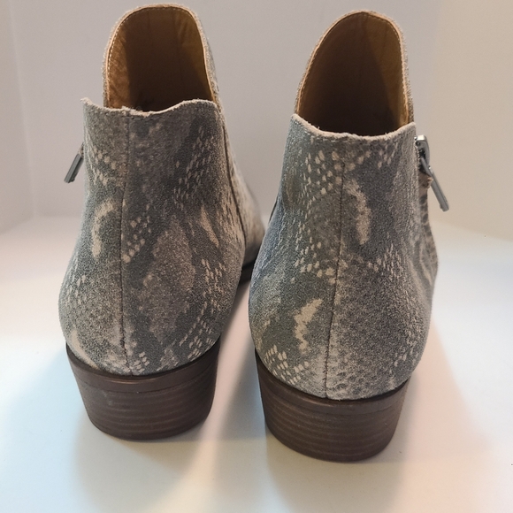 Lucky Brand Women Bekleen Faux Snakeskin Leather Ankle Boot  Size 6 1/2 - Picture 3 of 6